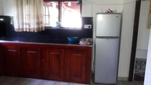 Hostal Induwara Guesthouse
