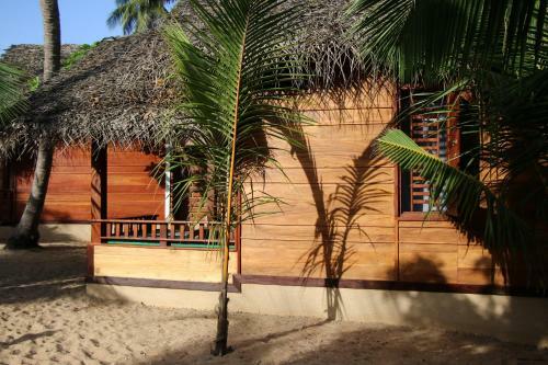 Hotel Shiva's Beach Cabanas