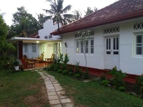 Hostal Glorious Villa