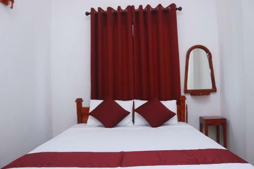Sarath Home Stay And Safari