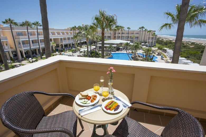 Hotel Hipotels Playa La Barrosa - Adults Only