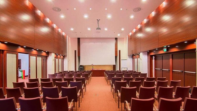 Hotel NH Firenze