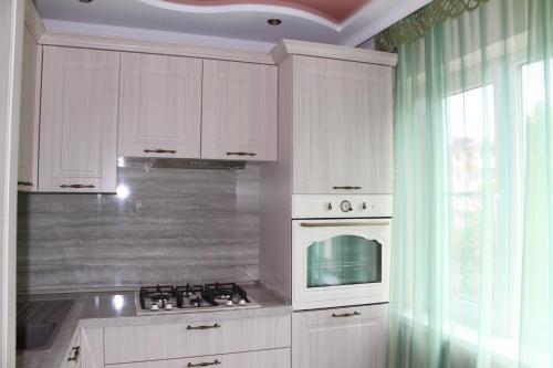 Apartment On Molokova 22