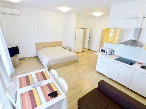Apartment Imeretinskij - Morskoj Kvartal