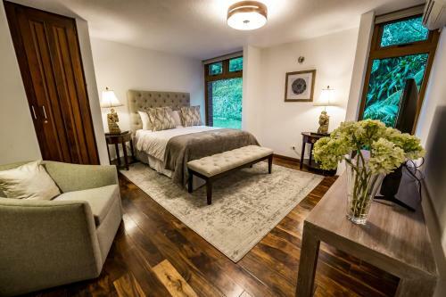 Bed & Breakfast La Casa - Luxury Boutique Hotel