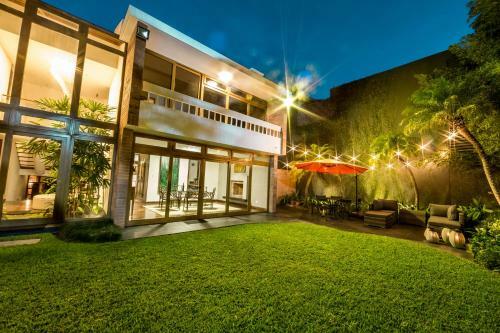 Bed & Breakfast La Casa - Luxury Boutique Hotel