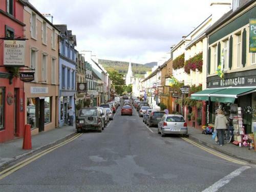 4 Bell Heights Apartments