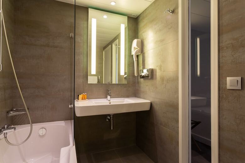 Hotel Logis H�tel 15 Montparnasse