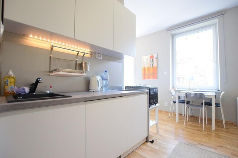 Heaven Eleven Apartments - Old Town