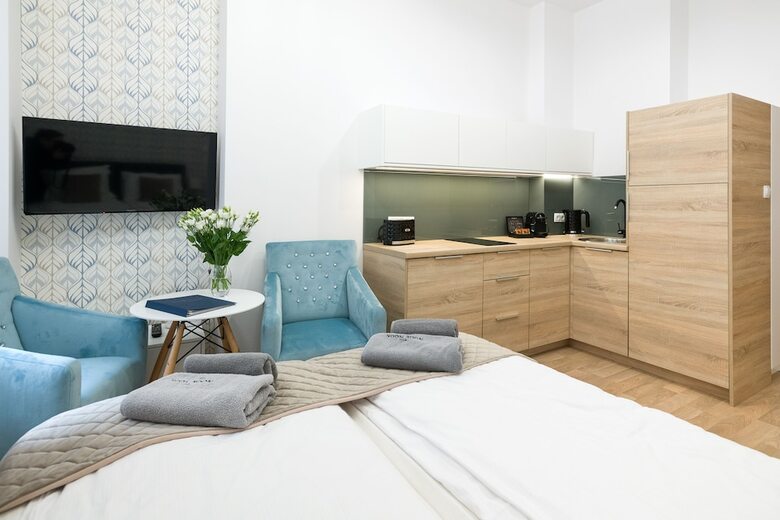 Nook Nook Apartments Dietla 66