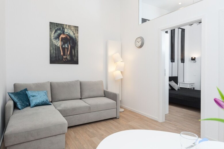 Nook Nook Apartments Dietla 66