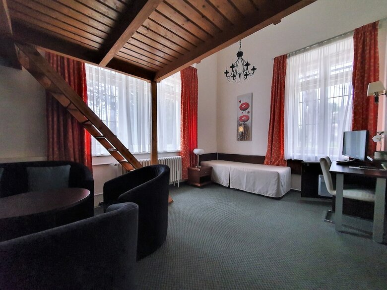 Hotel Penzion Domov Mladeze Jana