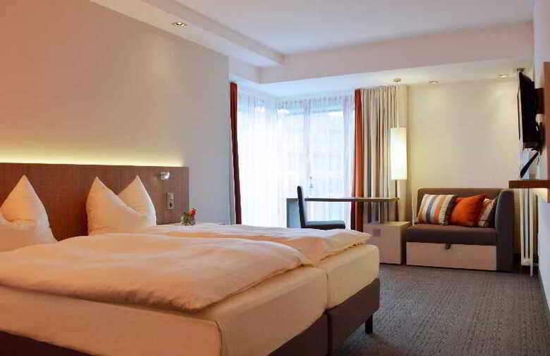Hotel Kommerz