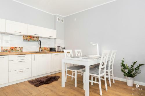 Jantar Apartamenty Bli?ej Morza