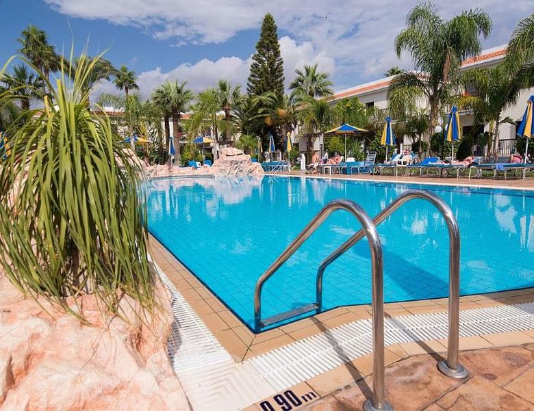 Loutsiana Hotel Apt`s
