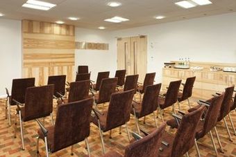 Holiday Inn Express Watford Hotel