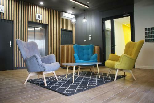 Lemon Plaza Hotel