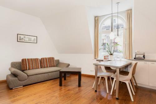 Apartments Pozna? Strza?owa