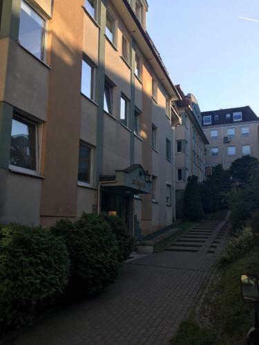 3 City Apartments - Iwo