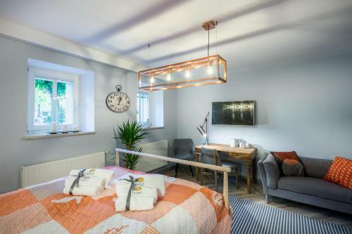Sea Sail Apartments