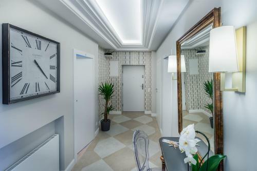 Sea Sail Apartments