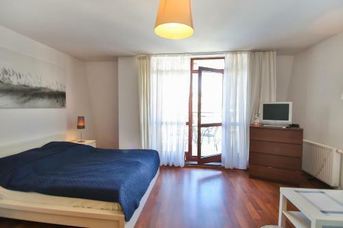 Apartamenty ?winouj?cie - R�?a Wiatr�w