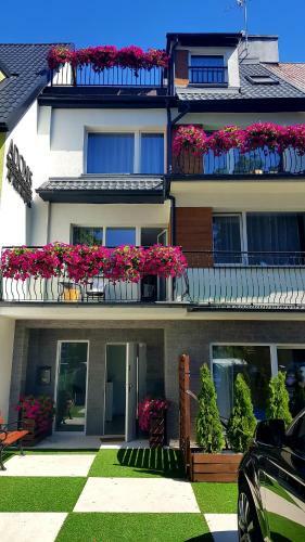 Adonis Apartaments