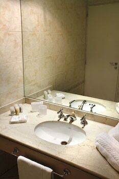 Hotel Nina Suites