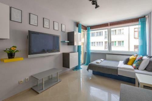 Lemonade Apartment In City Centre