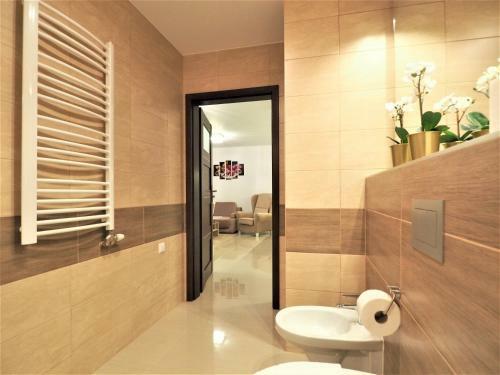 Vip Apartamenty Folk Residence