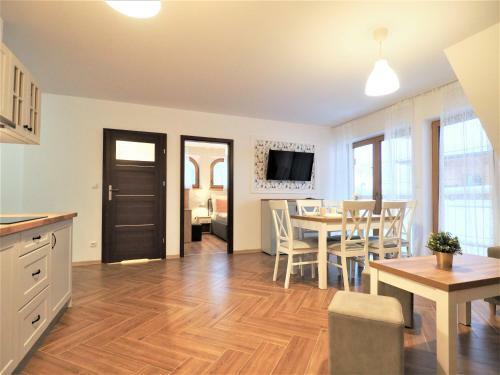 Vip Apartamenty Folk Residence