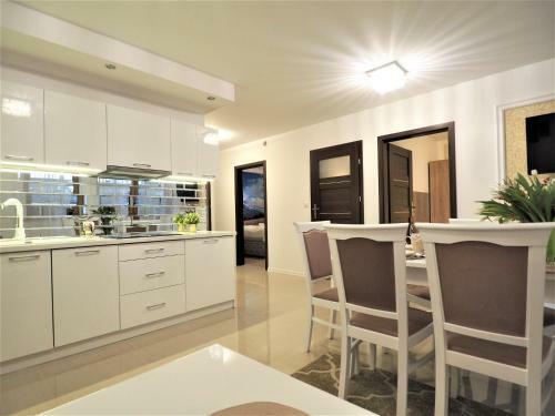 Vip Apartamenty Folk Residence