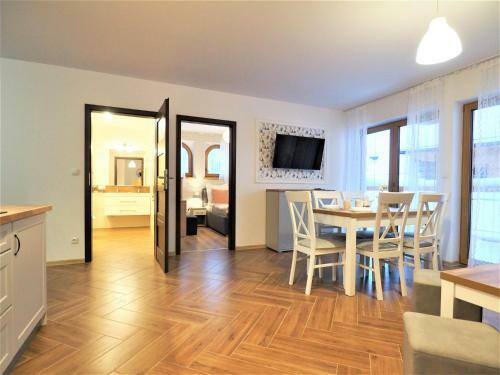 Vip Apartamenty Folk Residence
