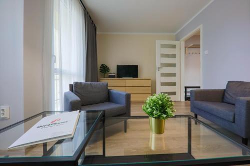 Rentplanet - Apartment With Mountain View