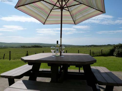 Holiday Home Bryiel