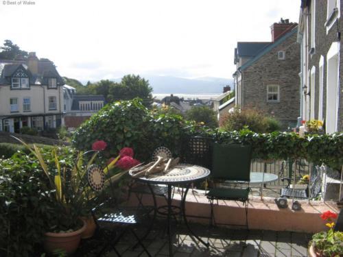 Holiday Home Uwch Y Dyfi