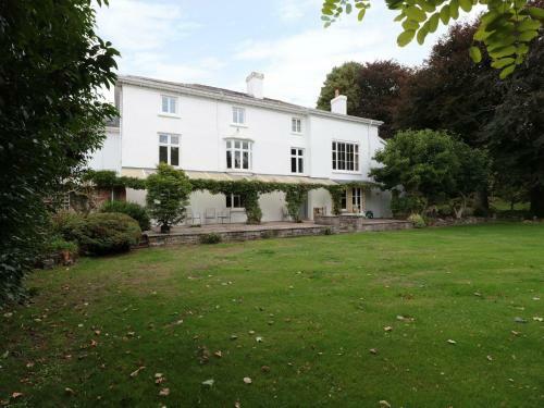 Pentre Court, Abergavenny