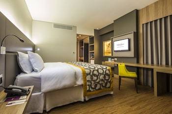 Plaza Shopping Hotel