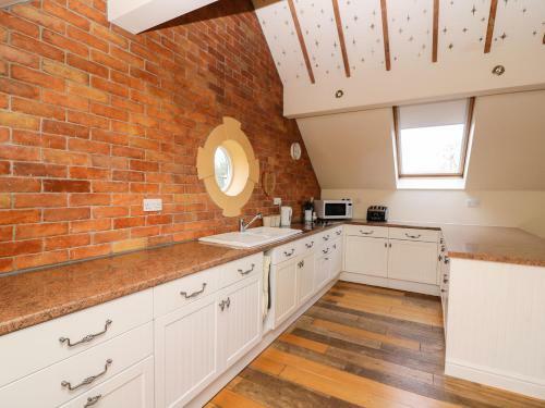 Little Golden Grove, Aberystwyth
