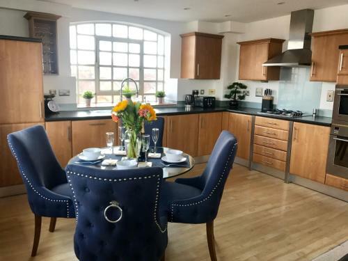 Quarters - Coopers Lane Apartment