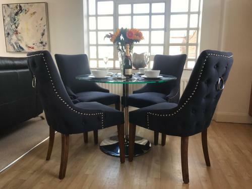 Quarters - Coopers Lane Apartment