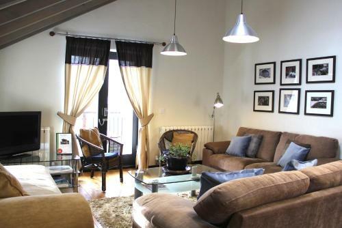 Alston Art Apartments