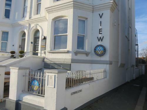 Hostal Marine View Guest House