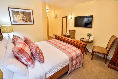 Hotel The Coach And Horses