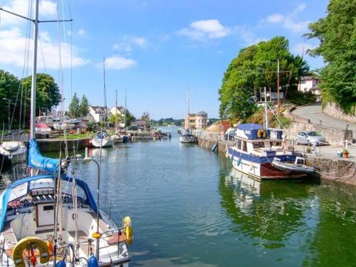 Marina Apartment, Y Felinheli