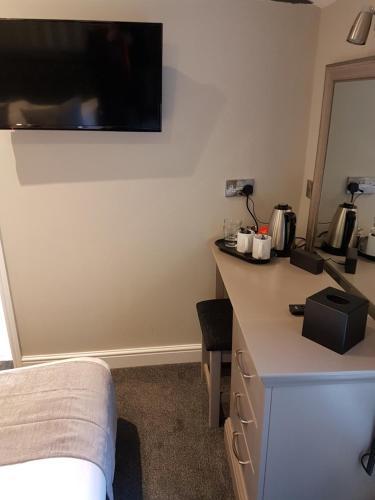 Hostal Lil's Bar And Bistro