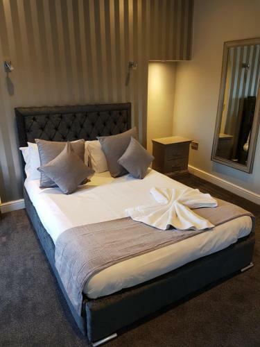 Hostal Lil's Bar And Bistro