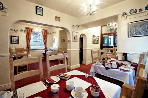 Bed & Breakfast St Marys Guest House