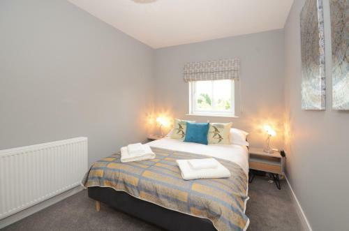 Apartamento Froghall Suites