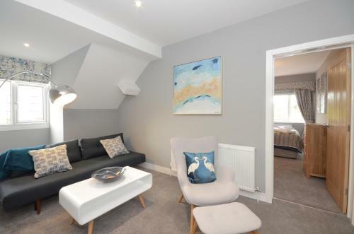 Apartamento Froghall Suites